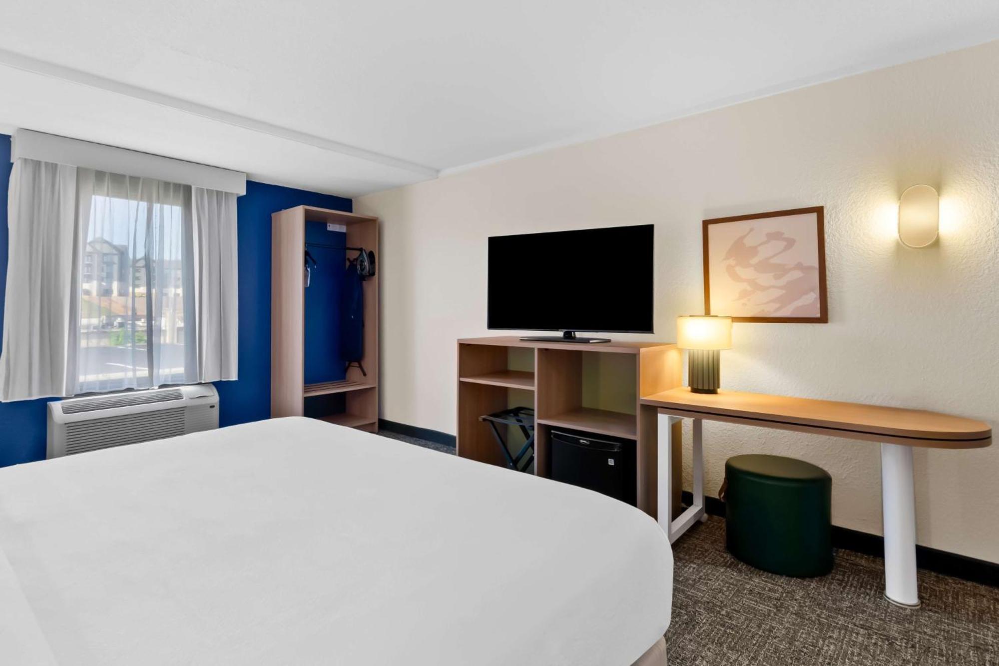 Spark By Hilton Daleville Roanoke North Екстер'єр фото